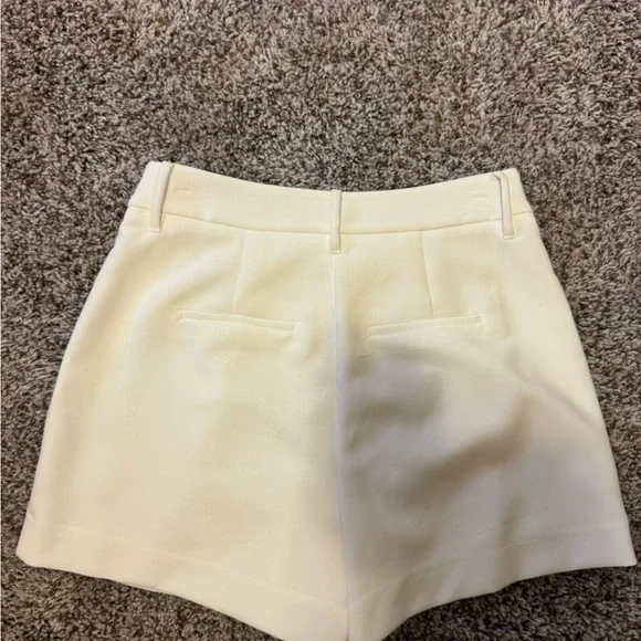 White dressy shorts by Nine West. - Picture 2 of 4